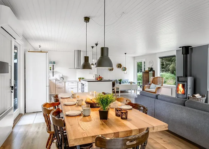 Semesterbostad Eleni - 2-5km From The Sea By Interhome